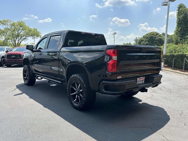 Used 2025 Chevrolet Silverado 1500 LT Trail Boss w/ Dark Appearance Package AWD/4WD image 3