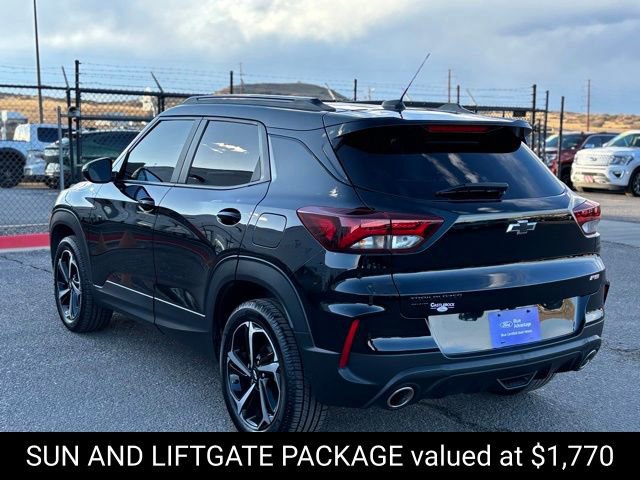 Used 2023 Chevrolet TrailBlazer RS w/ Sun and Liftgate Package image 3