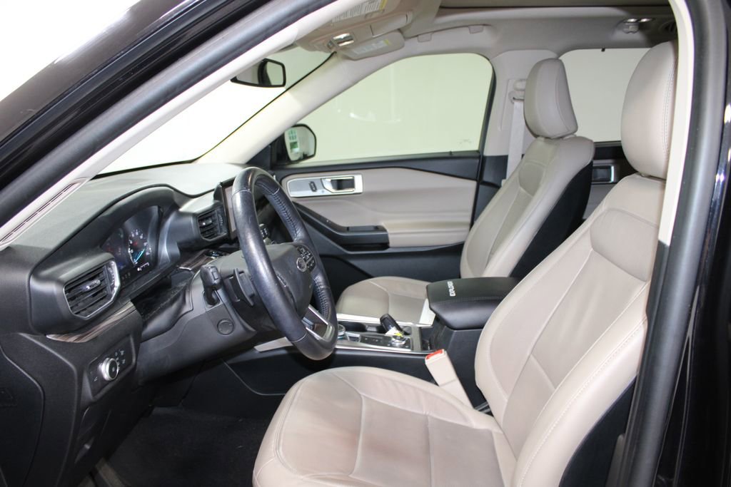 Certified 2020 Ford Explorer Limited AWD/4WD image 19