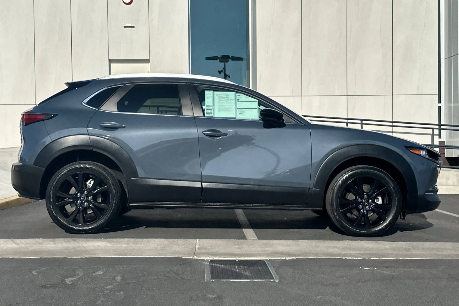 Used 2024 MAZDA CX-30 AWD 2.5 S w/ Preferred Package image 2