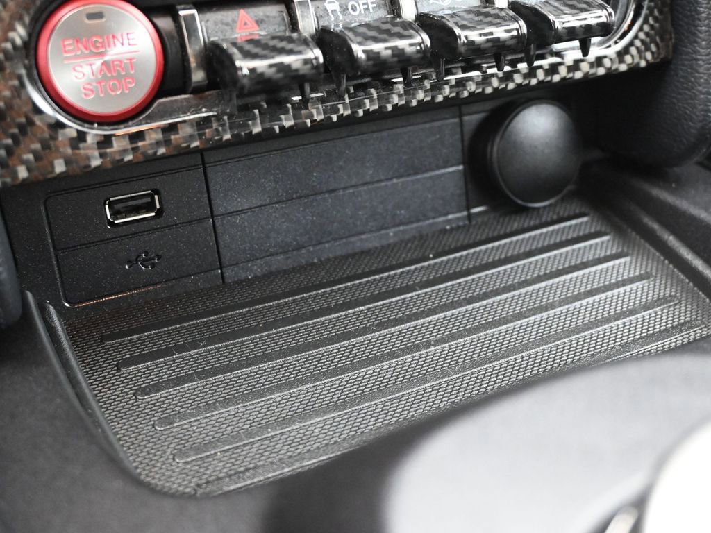 Certified 2022 Ford Mustang Shelby GT500 w/ Carbon Fiber Track Pack image 44