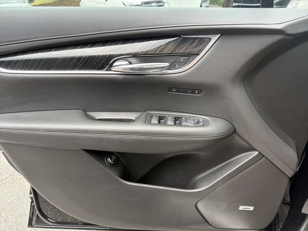Used 2021 Cadillac XT6 Premium Luxury FWD image 21