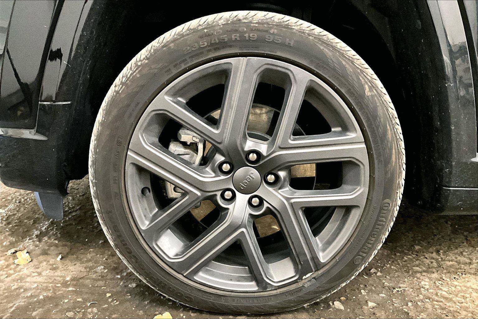 Used 2024 Jeep Compass Limited w/ High Altitude Package image 10