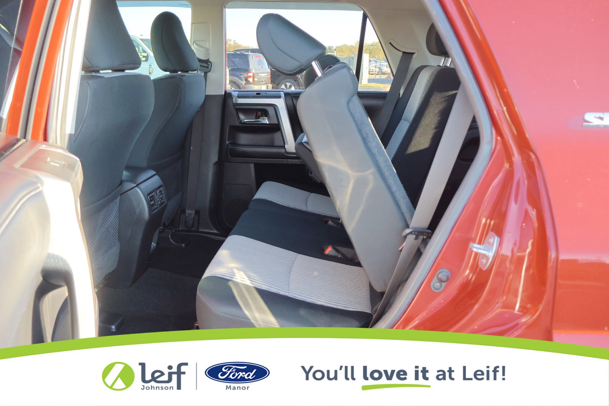 Used 2020 Toyota 4Runner SR5 image 33