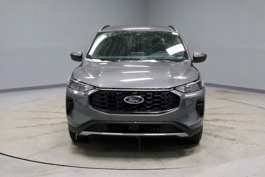 Certified 2025 Ford Escape ST-Line image 8