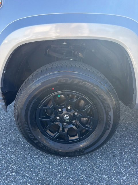 Used 2021 Toyota Tacoma SR5 image 10