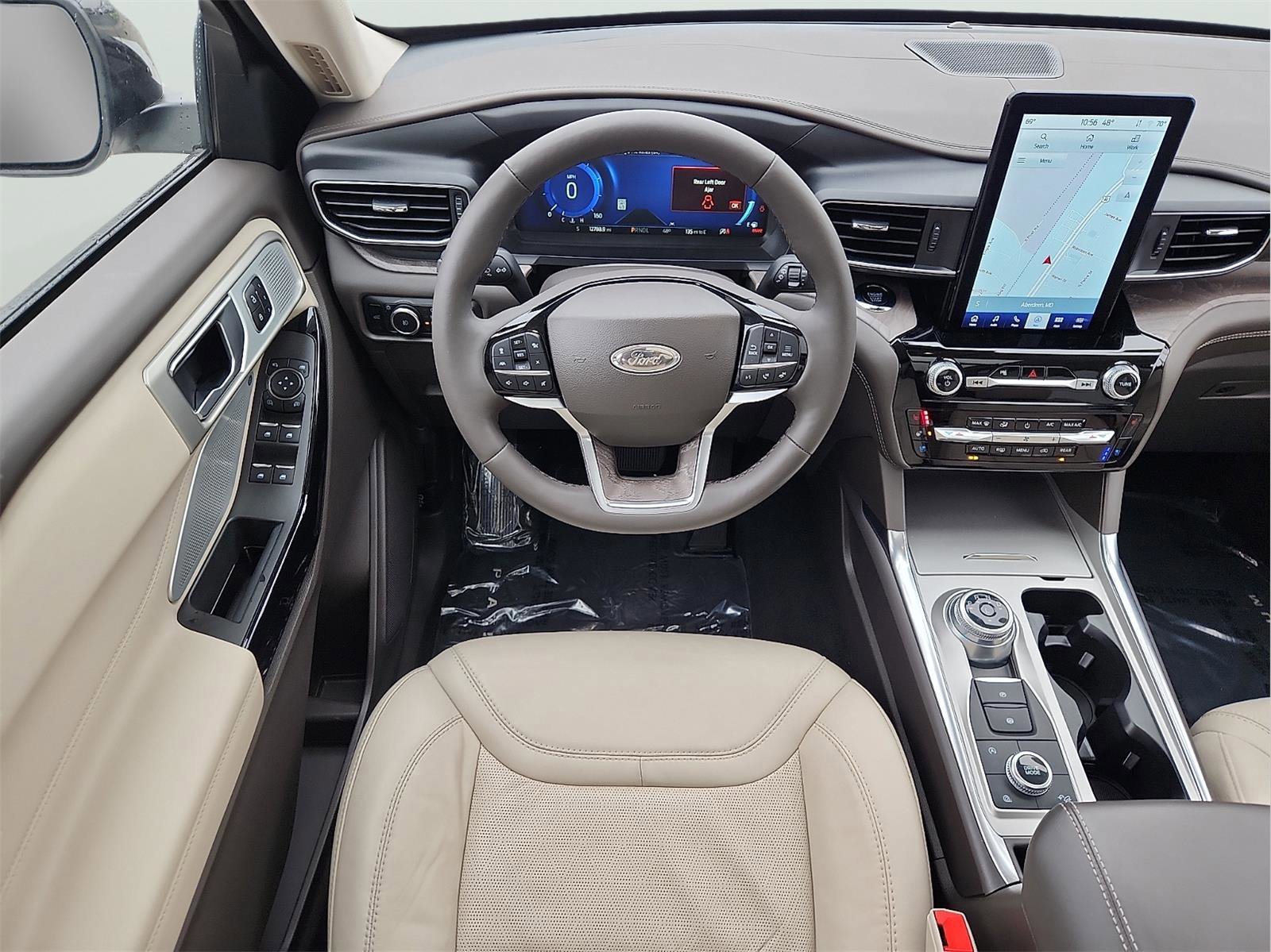 Certified 2023 Ford Explorer Platinum w/ Technology Package image 28