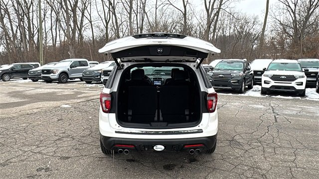 Certified 2019 Ford Explorer Sport w/ Equipment Group 401A image 31