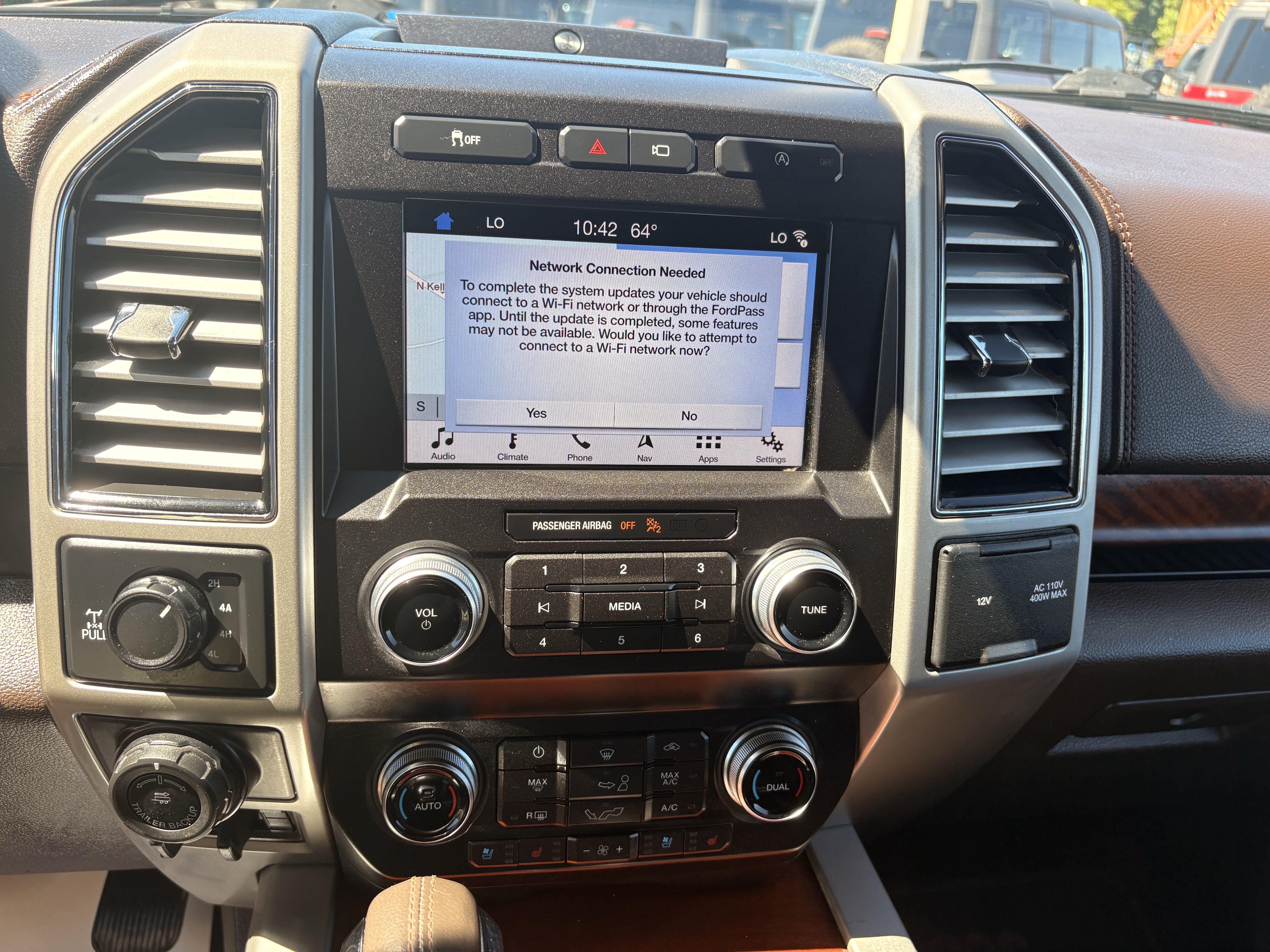 Certified 2019 Ford F150 King Ranch w/ Equipment Group 601A Luxury AWD/4WD image 16
