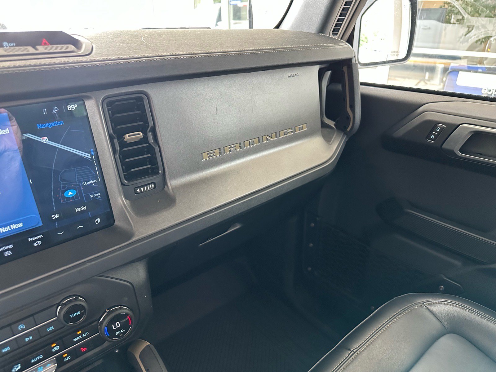 Certified 2025 Ford Bronco Badlands AWD/4WD image 29