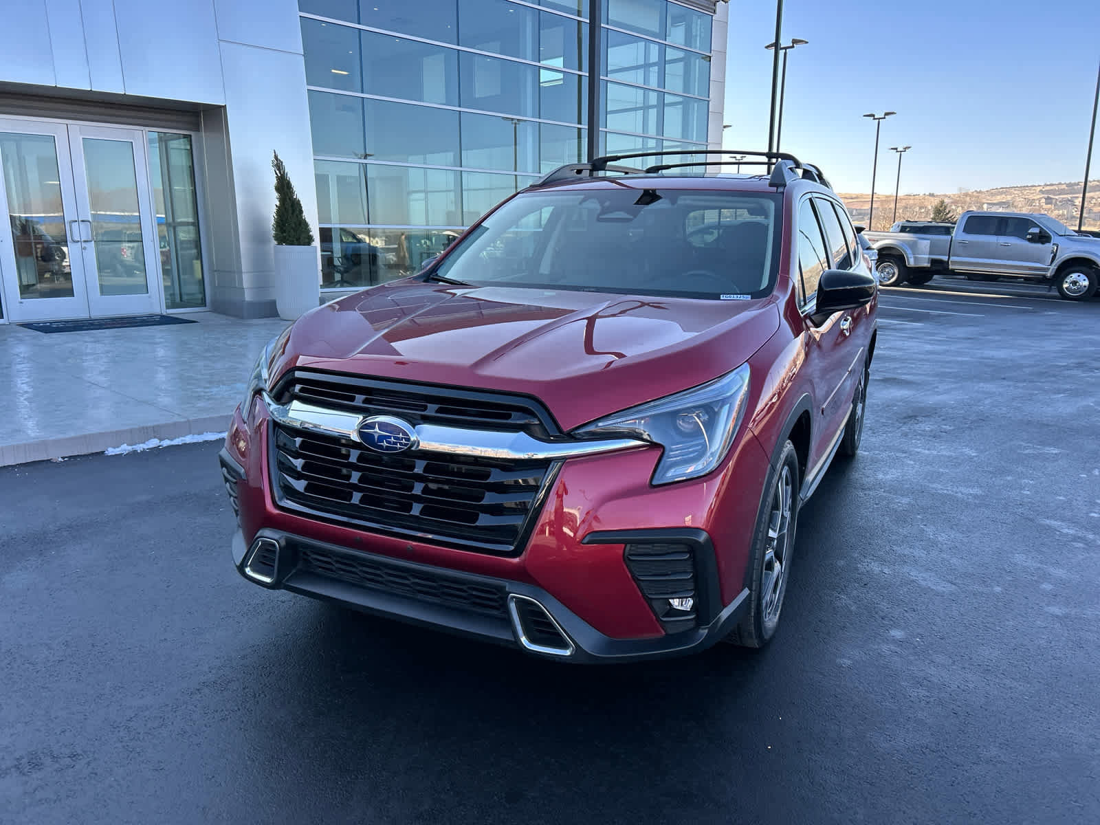 Used 2024 Subaru Ascent Touring image 2