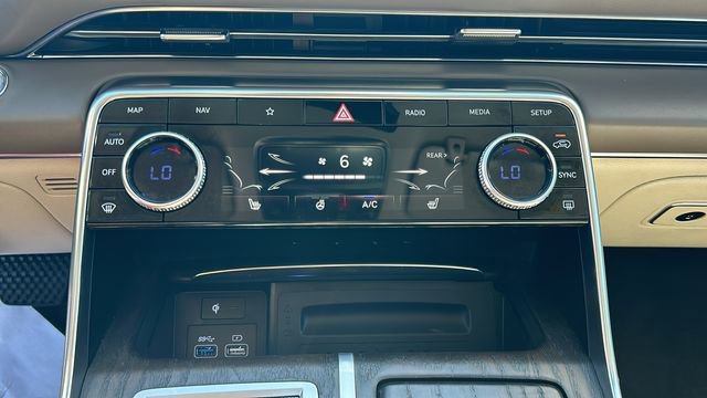 Used 2024 Genesis GV80 2.5T image 21