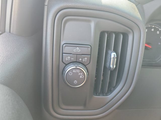 Used 2024 Chevrolet Silverado 1500 Custom RWD image 28