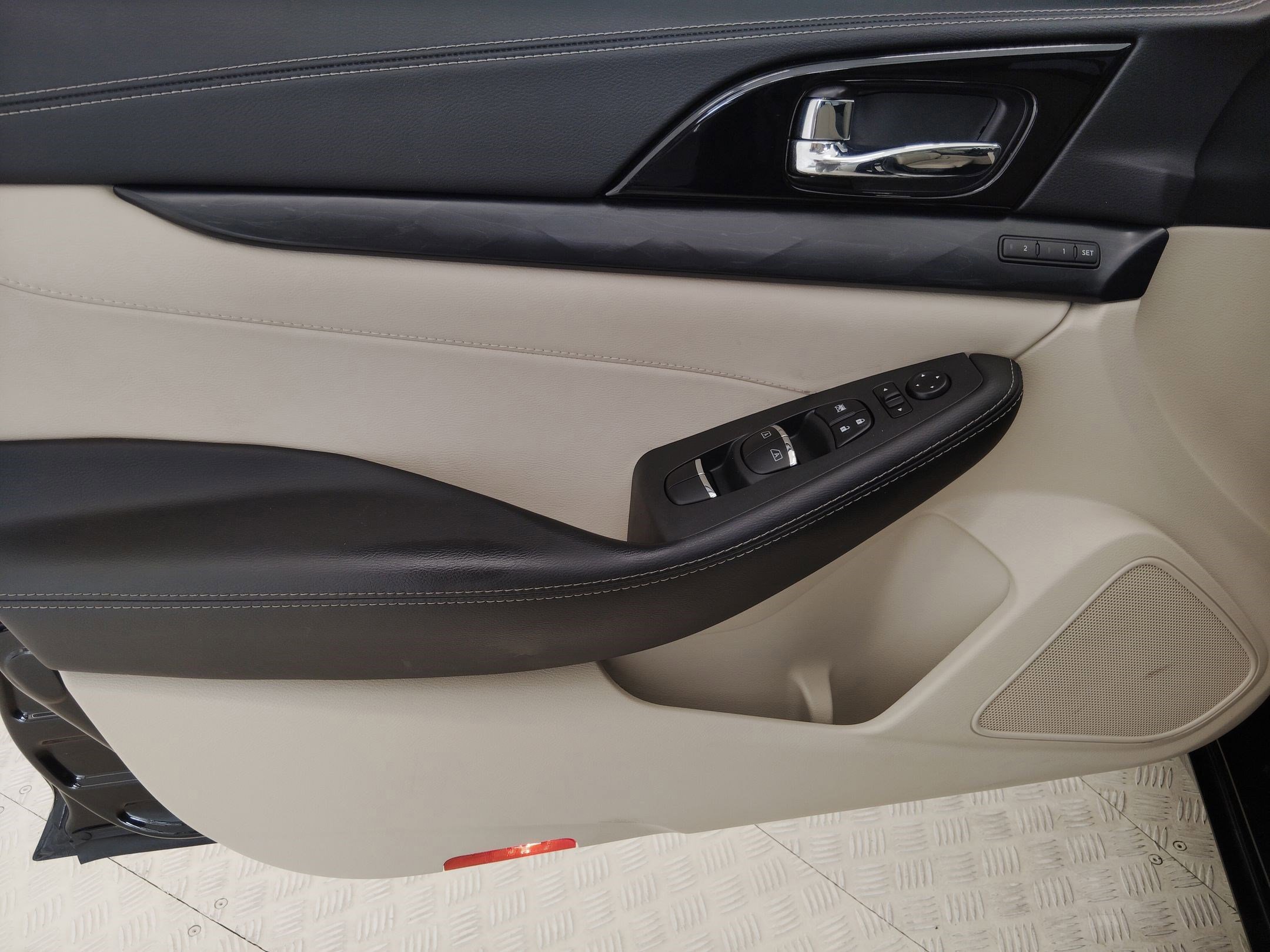 Used 2023 Nissan Maxima Platinum w/ Sport Mat Group image 14