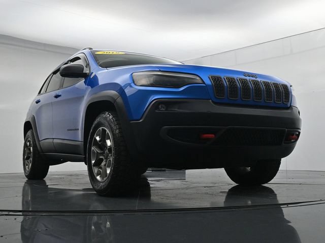 Used 2019 Jeep Cherokee Trailhawk w/ Comfort/Convenience Group AWD/4WD image 29