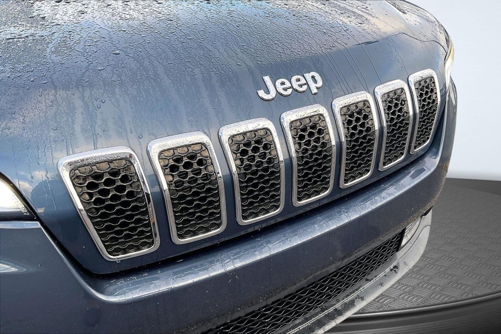 Used 2020 Jeep Cherokee Latitude Plus FWD image 34