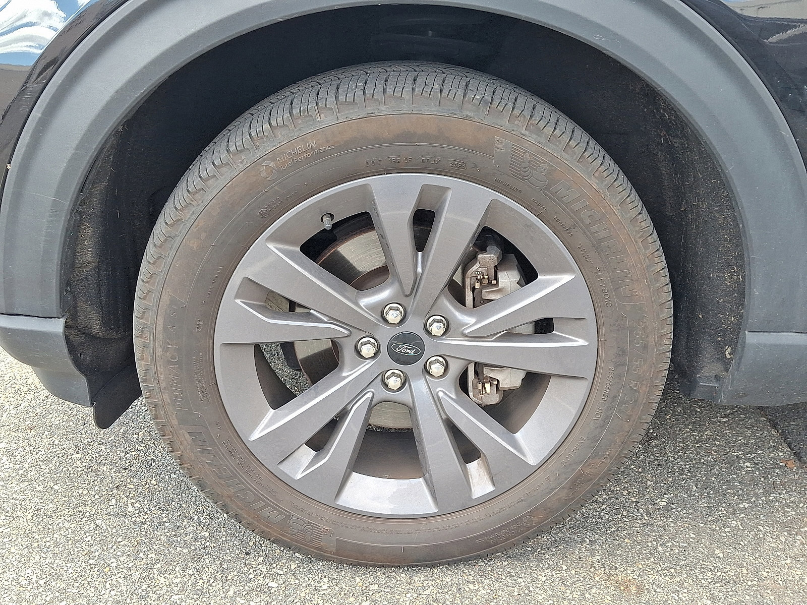 Certified 2023 Ford Explorer XLT w/ Equipment Group 202A image 3