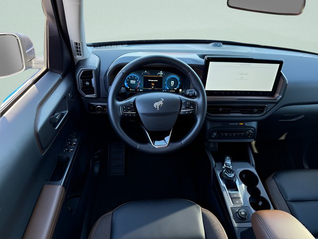 Certified 2025 Ford Bronco Sport Outer Banks w/ Outer Banks Tech Package+ AWD/4WD image 7