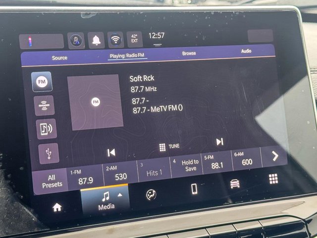 Used 2025 Jeep Compass Latitude w/ Altitude Special Edition image 19