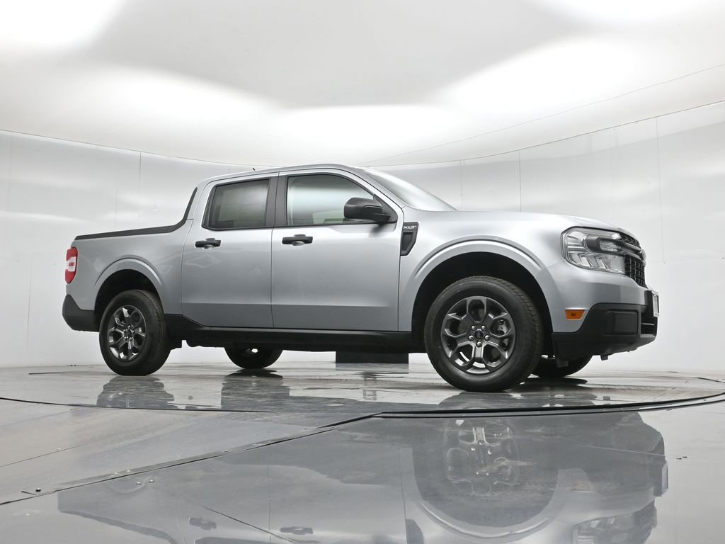 Certified 2024 Ford Maverick XLT image 6