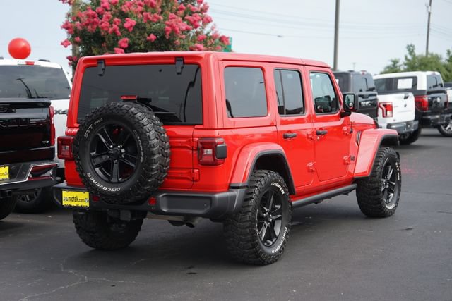 Used 2023 Jeep Wrangler Unlimited Sahara AWD/4WD image 6