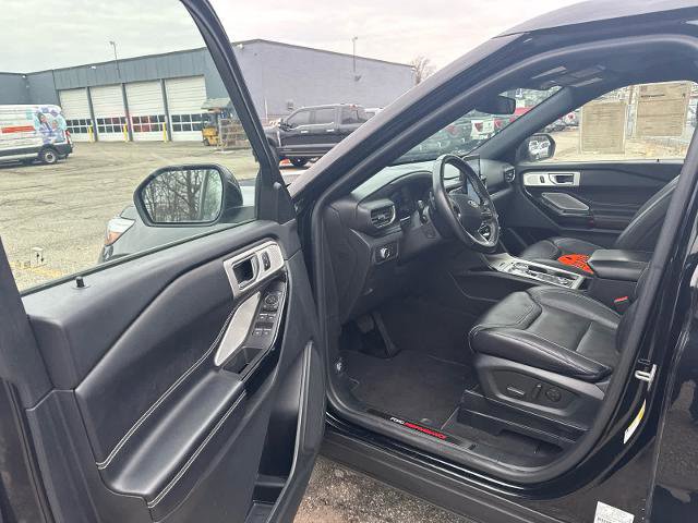 Certified 2022 Ford Explorer ST w/ Equipment Group 401A image 11