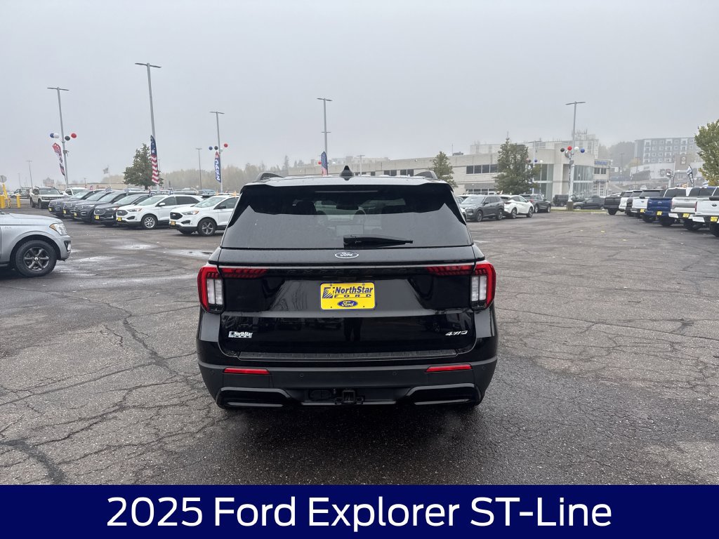 Certified 2025 Ford Explorer ST-Line AWD/4WD image 8