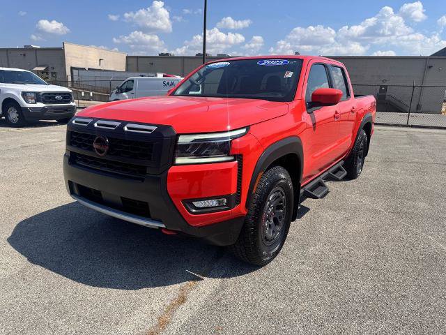 Used 2025 Nissan Frontier Pro-X RWD image 3