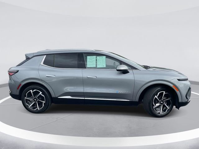 Used 2025 Chevrolet Equinox EV LT w/ Convenience Package image 2