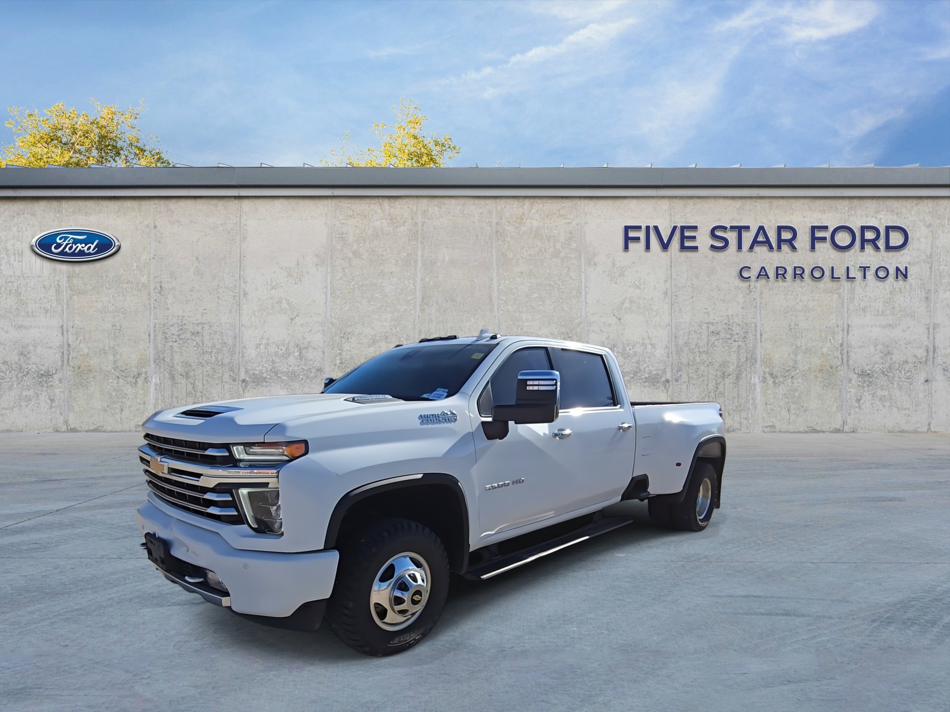 Used 2021 Chevrolet Silverado 3500 High Country w/ Technology Package image 5