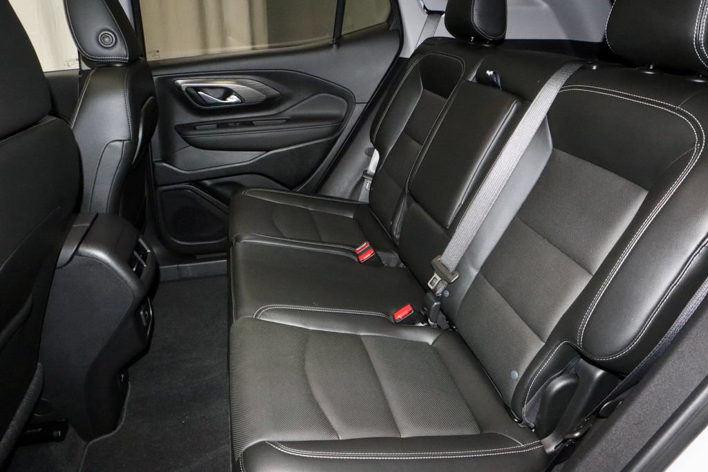 Used 2023 GMC Terrain SLT AWD/4WD image 22