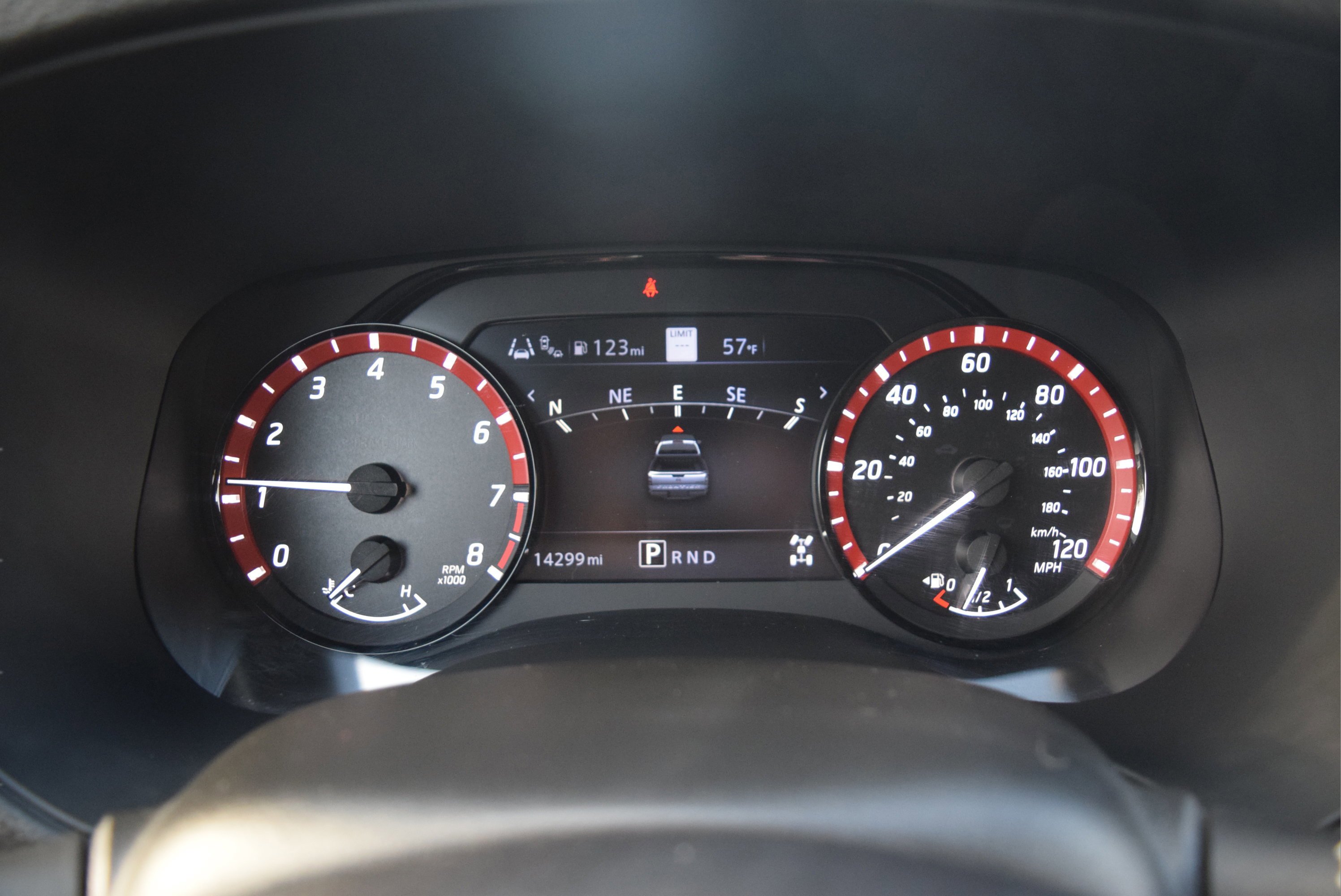 Used 2023 Nissan Frontier PRO-4X w/ Pro Convenience Package AWD/4WD image 15