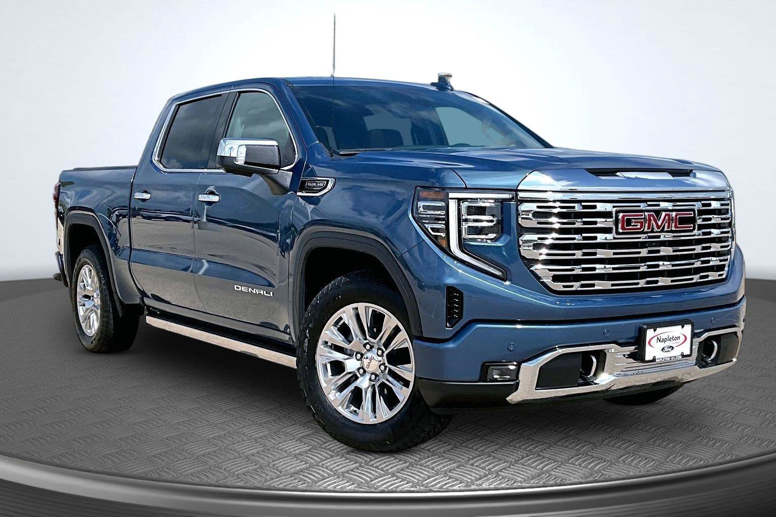 Used 2025 GMC Sierra 1500 Denali w/ Technology Package AWD/4WD image 14
