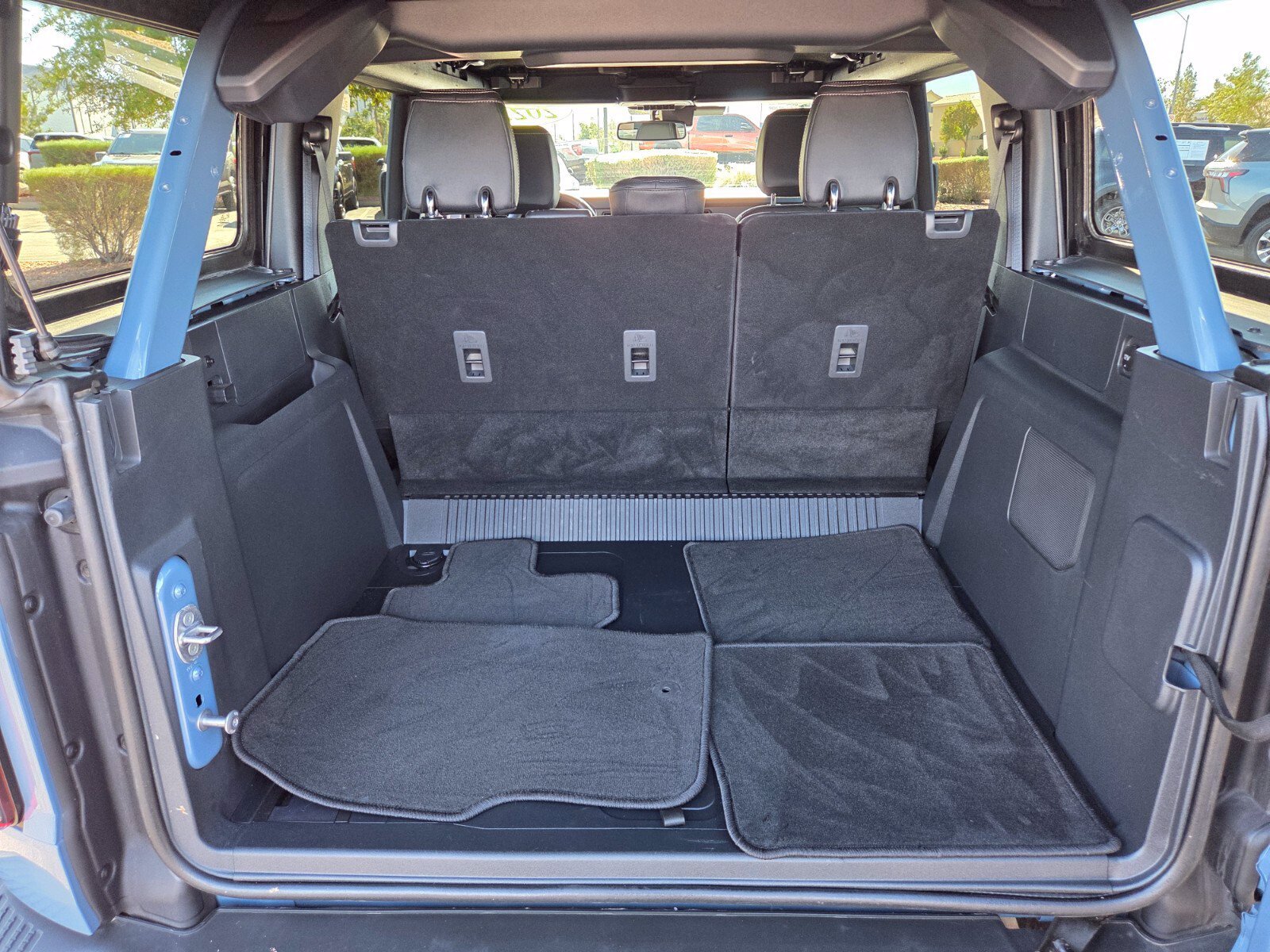 Certified 2025 Ford Bronco Badlands AWD/4WD image 13
