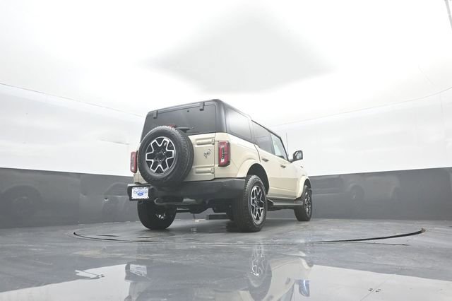 Certified 2025 Ford Bronco Outer Banks AWD/4WD image 38