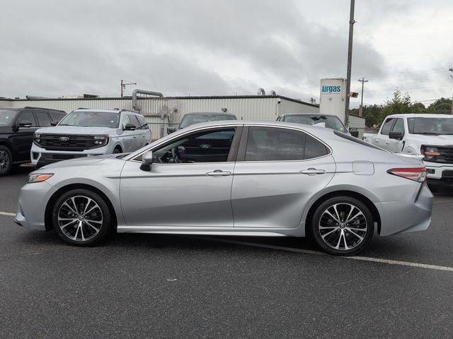 Used 2019 Toyota Camry SE FWD image 6