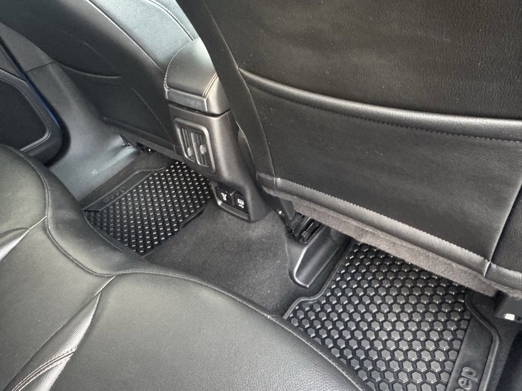 Used 2021 Jeep Compass Latitude w/ Convenience Group image 19