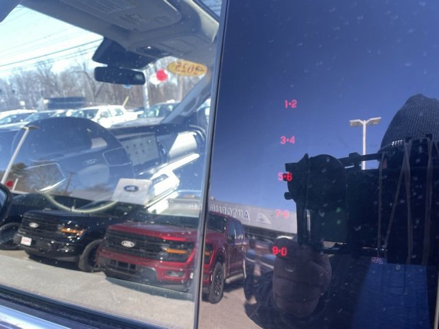 Certified 2025 Ford Expedition Active image 49