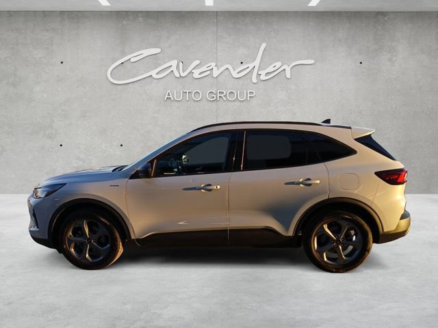 Certified 2025 Ford Escape ST-Line image 2