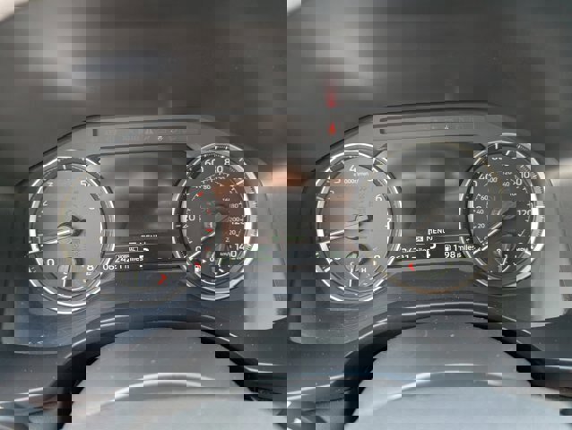 Used 2024 Mitsubishi Outlander SE image 18