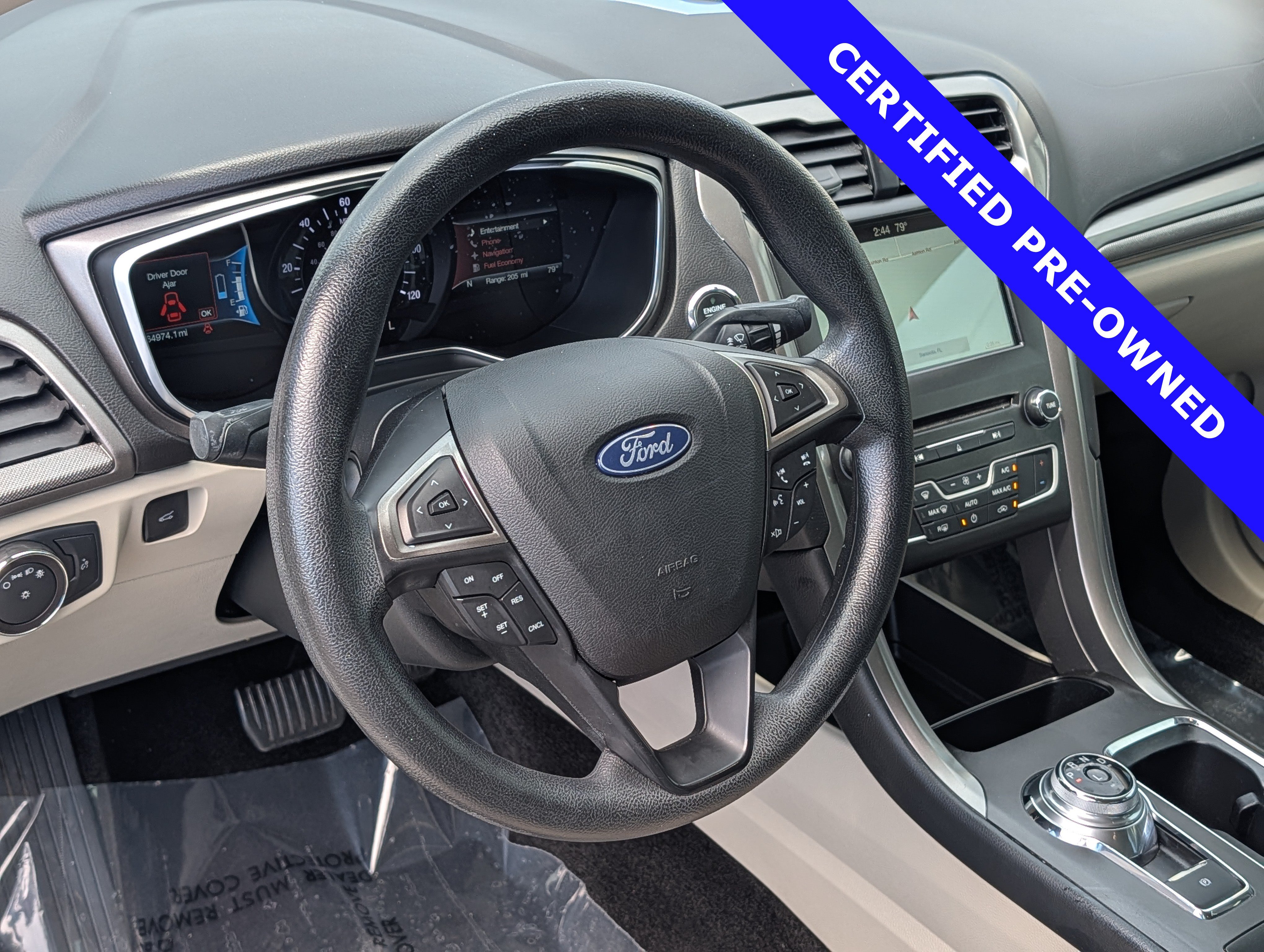 Certified 2018 Ford Fusion SE FWD image 20