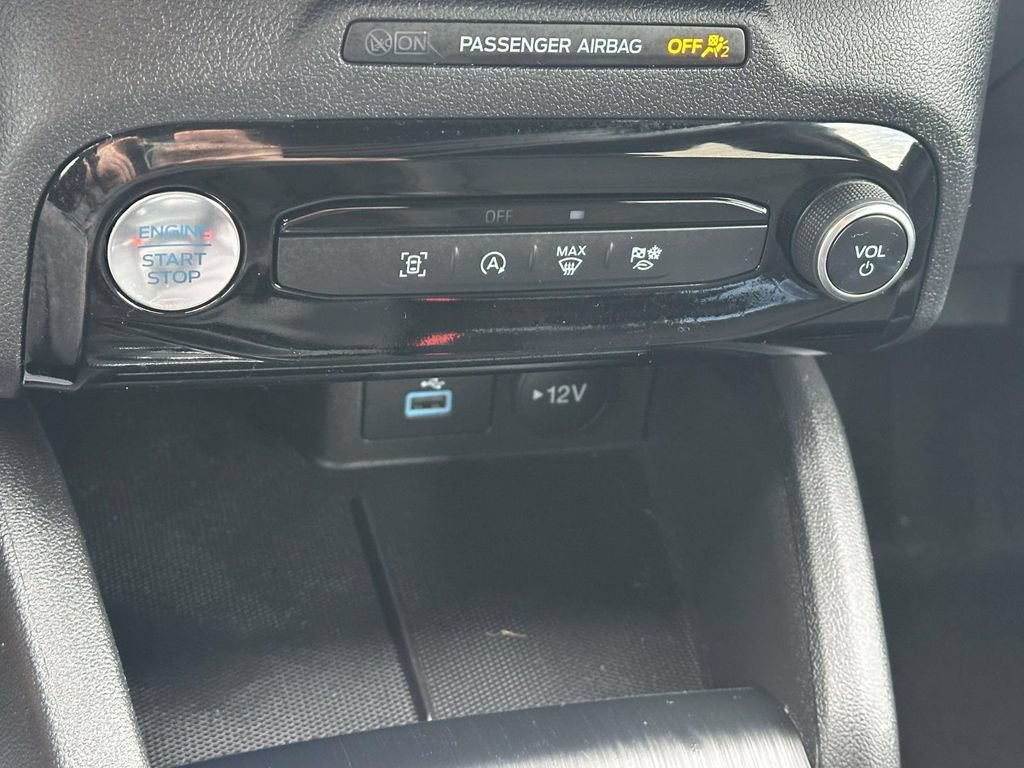 Certified 2023 Ford Escape ST-Line w/ Tech Pack #1 AWD/4WD image 21