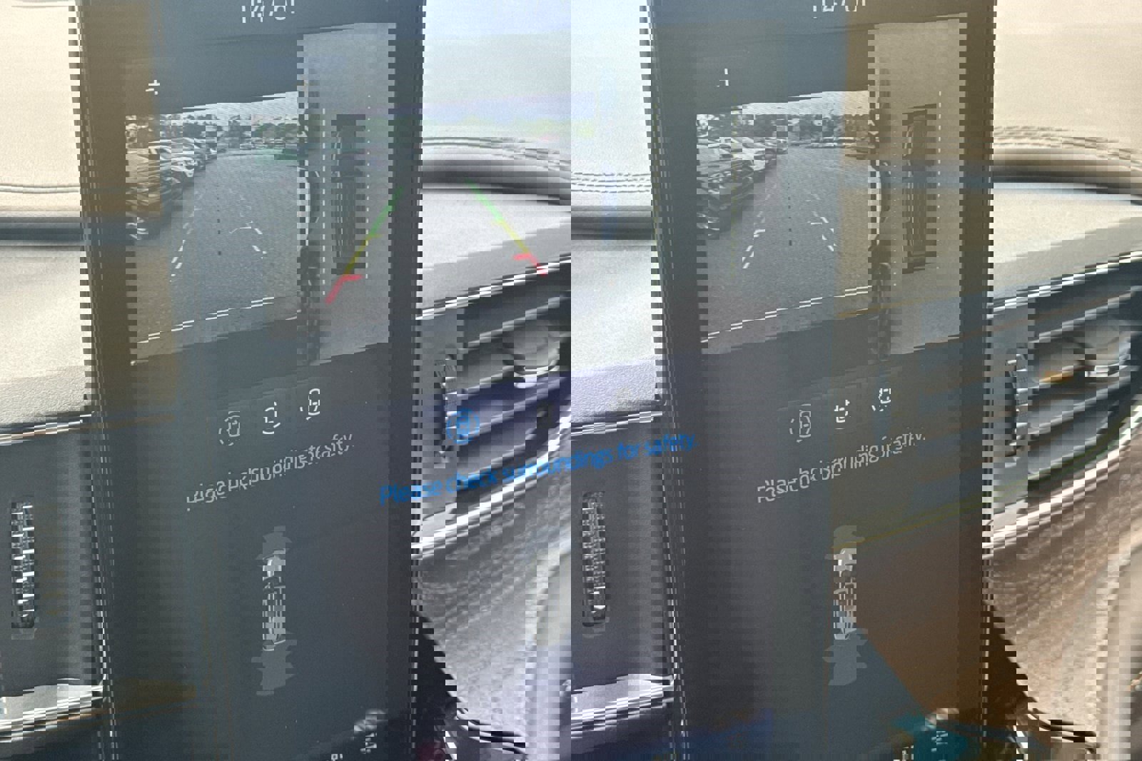 Certified 2022 Ford Explorer Platinum w/ Equipment Group 601A image 21