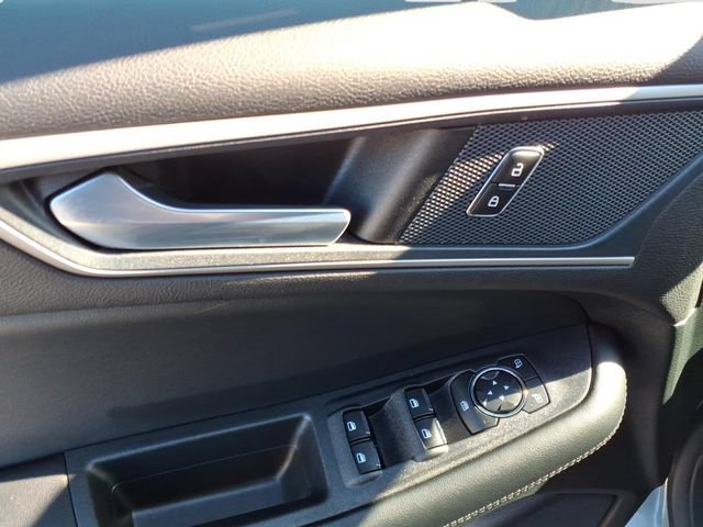Certified 2024 Ford Edge SEL AWD/4WD image 15