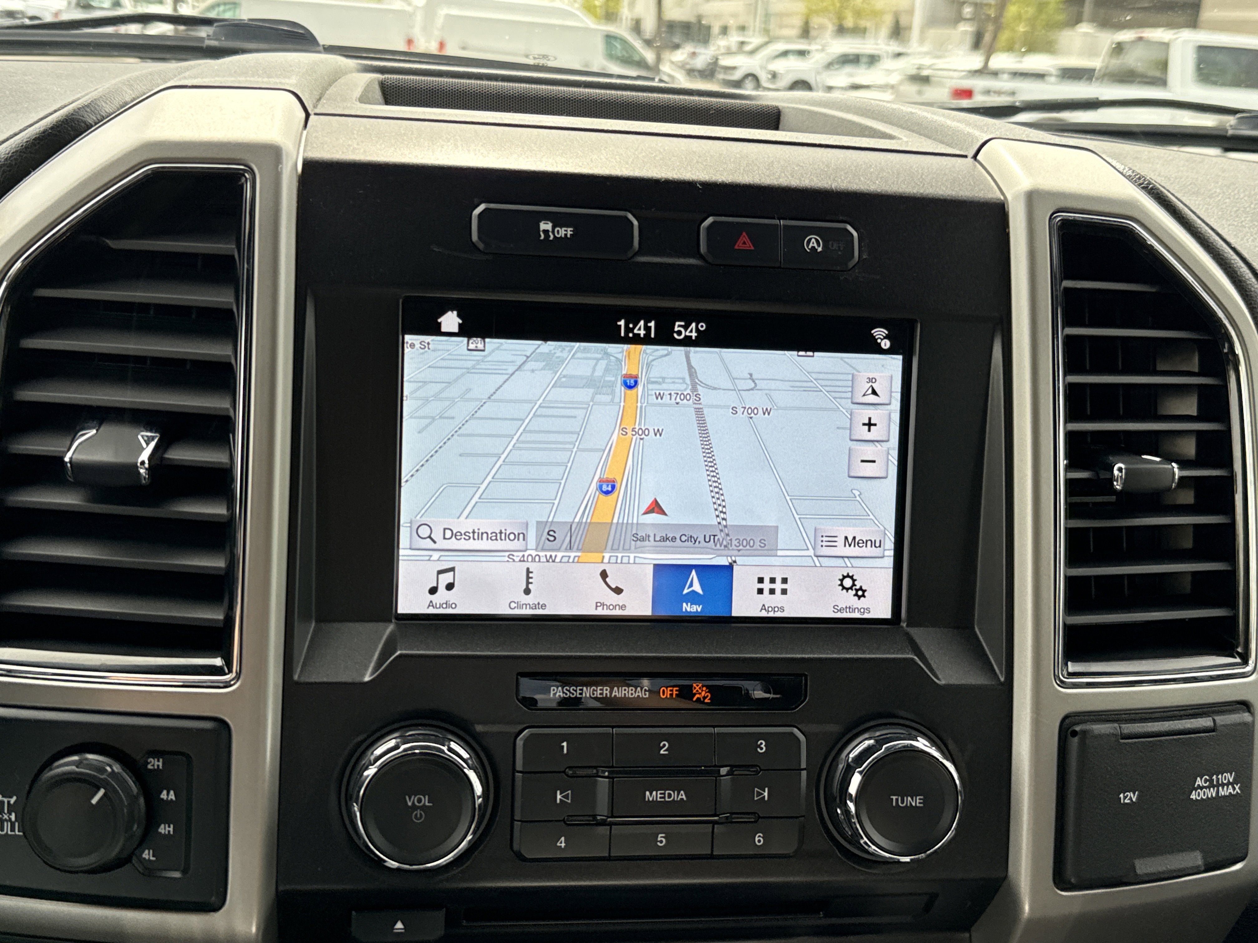 Certified 2018 Ford F150 Lariat image 22