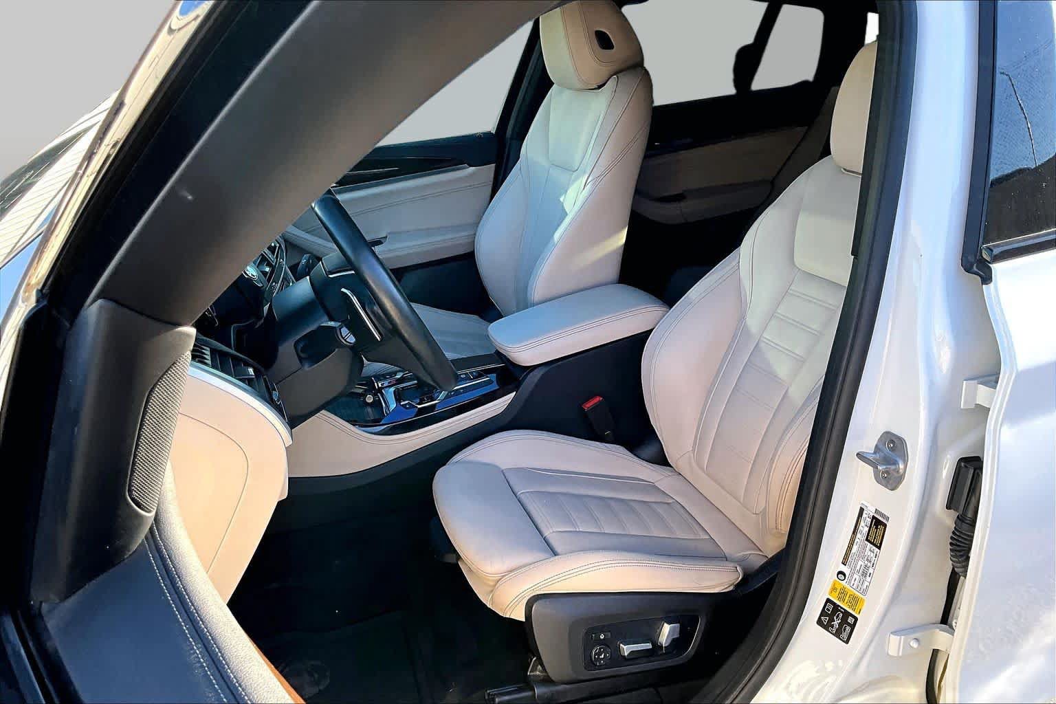 Used 2019 BMW X4 M40i w/ Premium Package AWD/4WD image 10