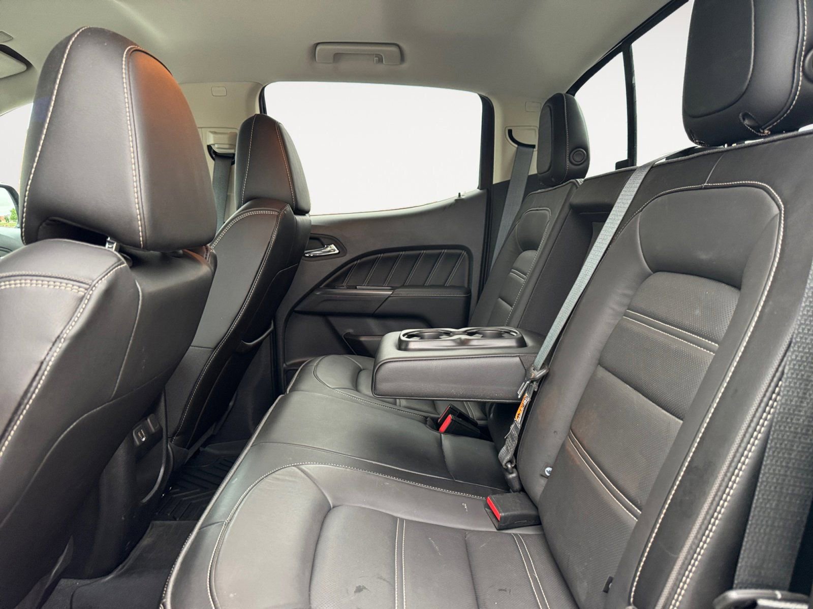 Used 2022 GMC Canyon Denali AWD/4WD image 13