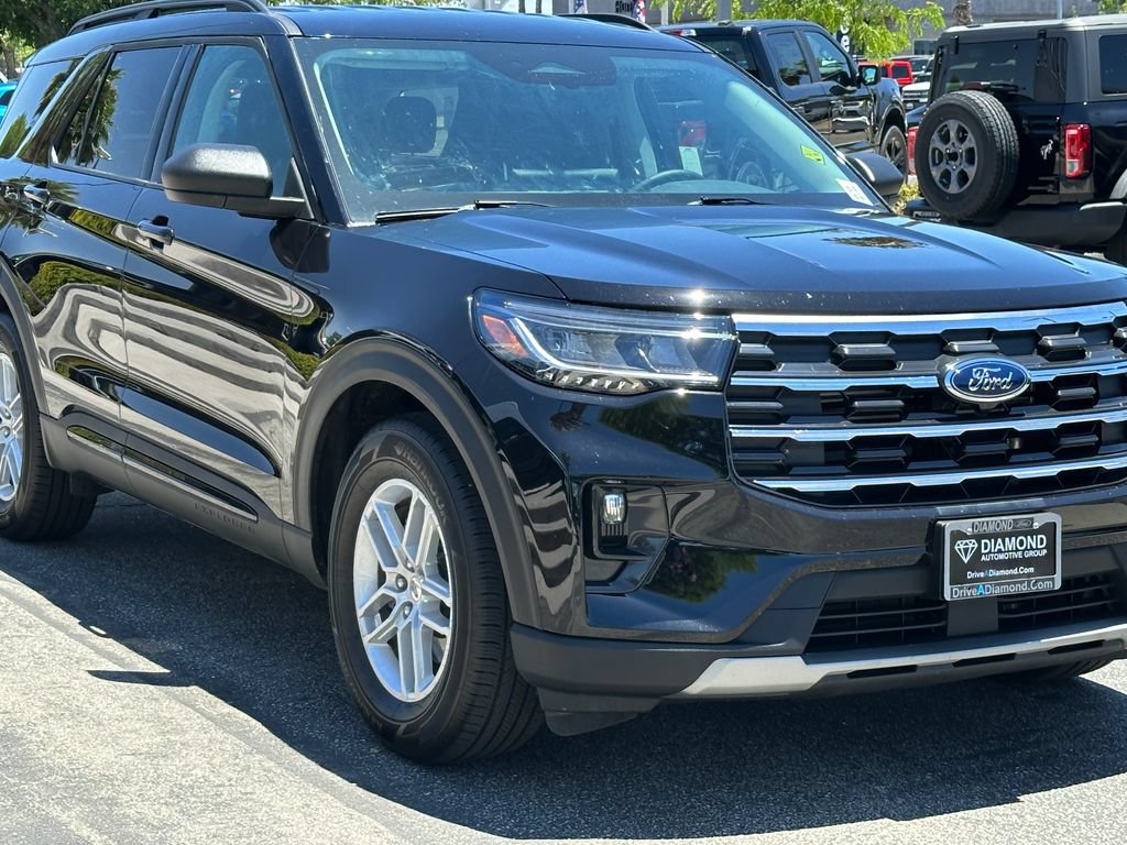 Certified 2026 Ford Explorer Active w/ Active Comfort Package RWD image 11