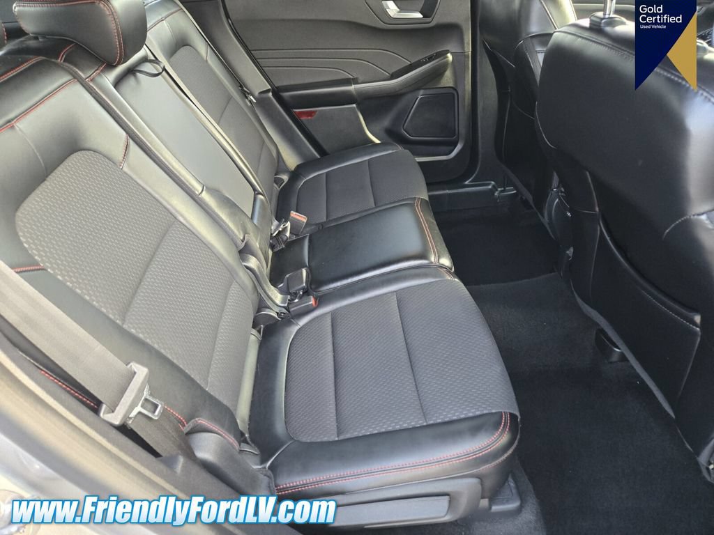 Certified 2024 Ford Escape ST-Line AWD/4WD image 17