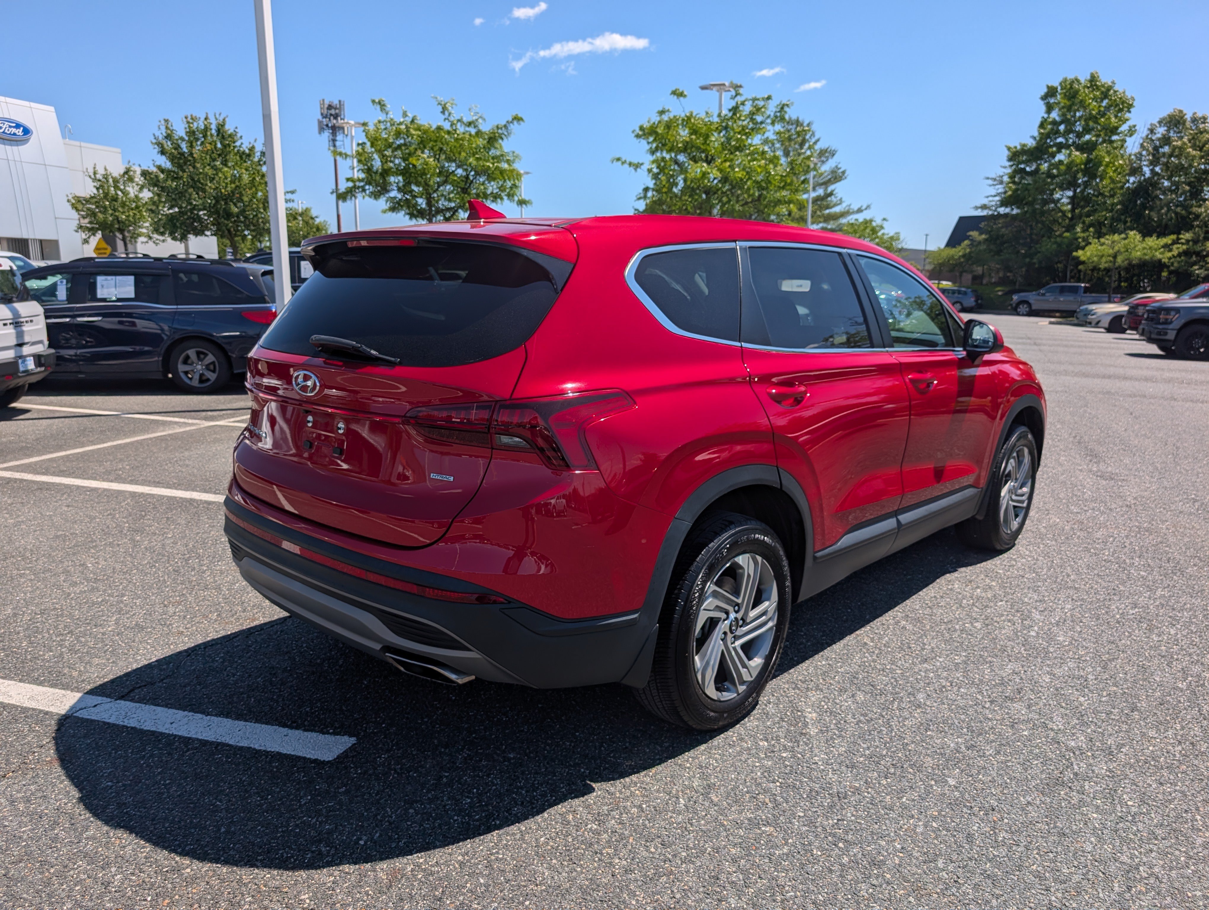 Used 2022 Hyundai Santa Fe SE AWD/4WD image 3